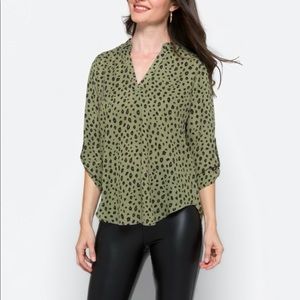 Quarter sleeve shirt